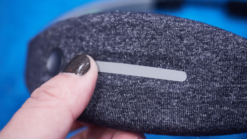 Swipe your finger across this stripe to adjust the volume of noise fed into your brain.